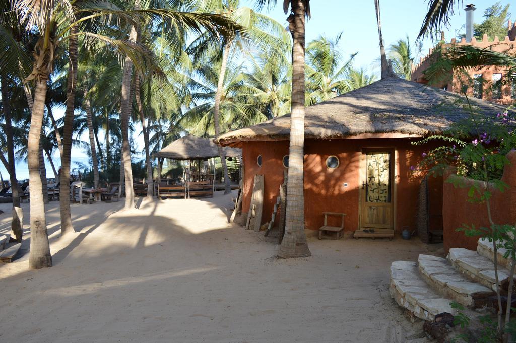 Tama Lodge อึมบูร์ ภายนอก รูปภาพ