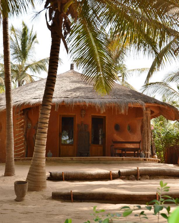 Tama Lodge อึมบูร์ ภายนอก รูปภาพ